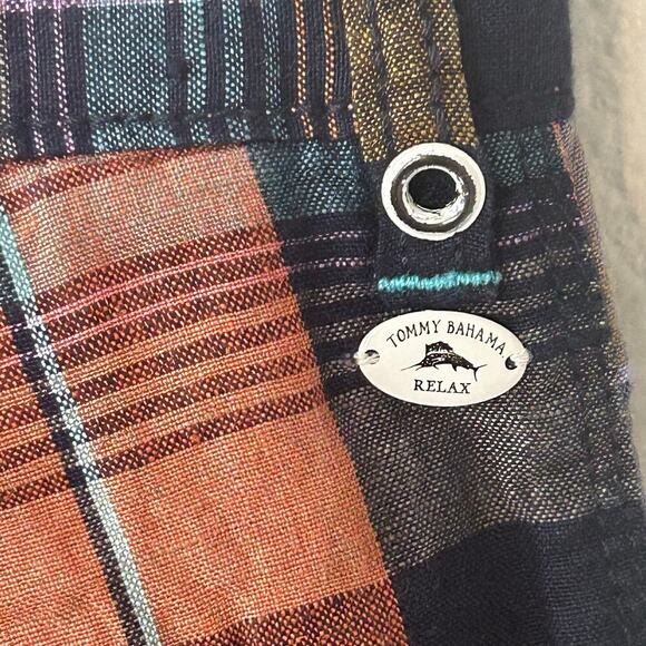 Tommy Bahama NWT mens weave master relax linen plaid multicolor short size 32 - Picture 4 of 9